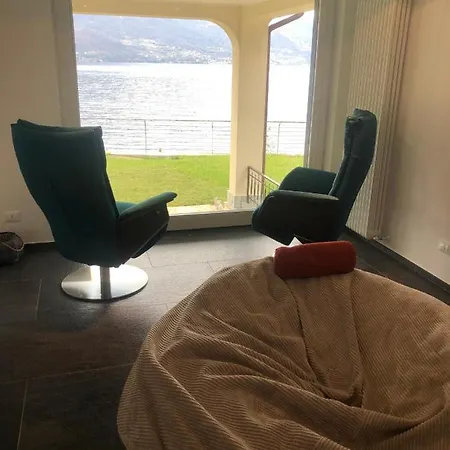 Remarkable 4-bed In Villa *